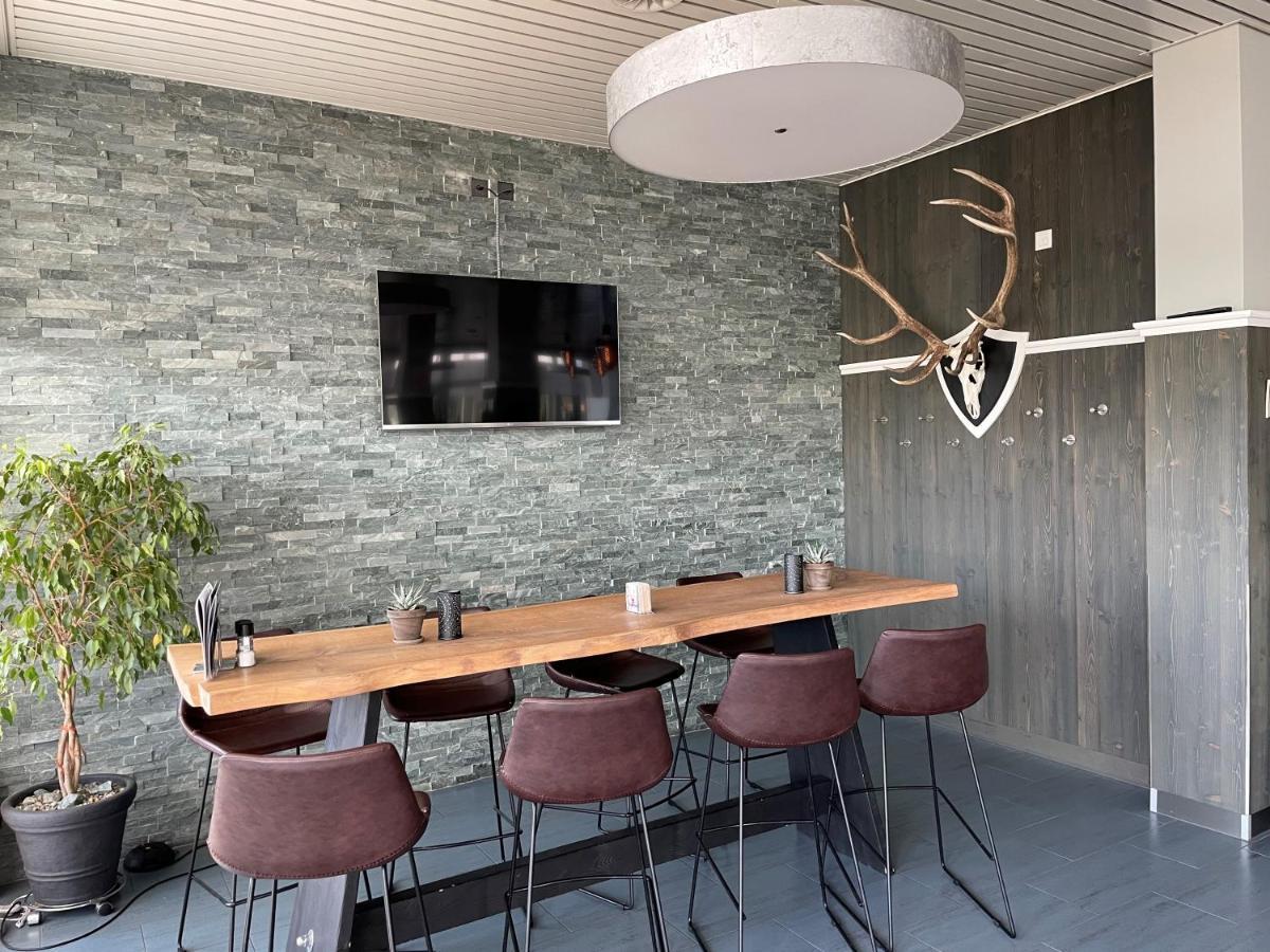 Airporthotel גרנכן מראה חיצוני תמונה