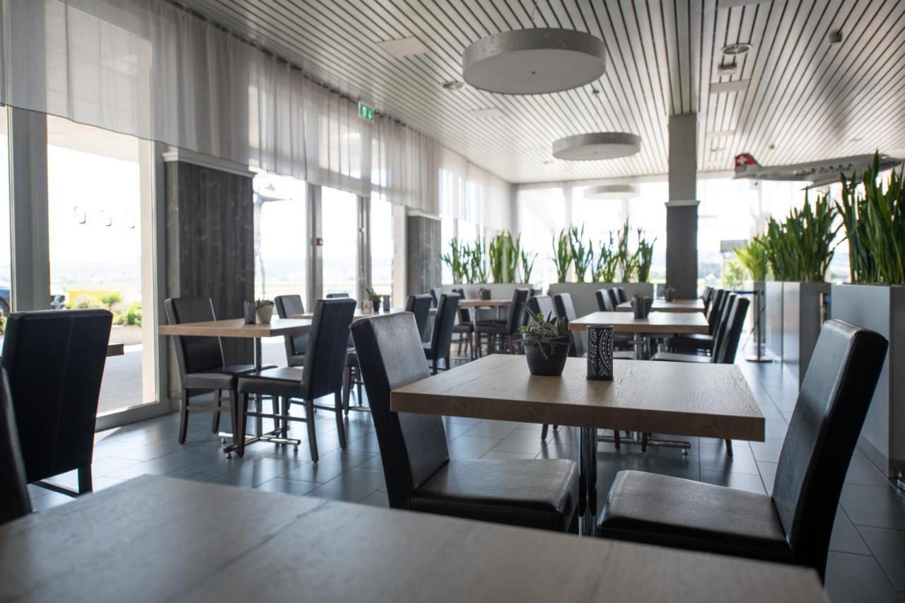 Airporthotel גרנכן מראה חיצוני תמונה